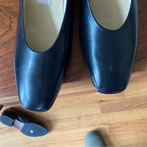 Aigner block heel pumps. - Picture 3 of 3